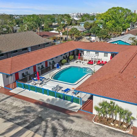 Sun Island Motel Сант Пит Бич Экстерьер фото