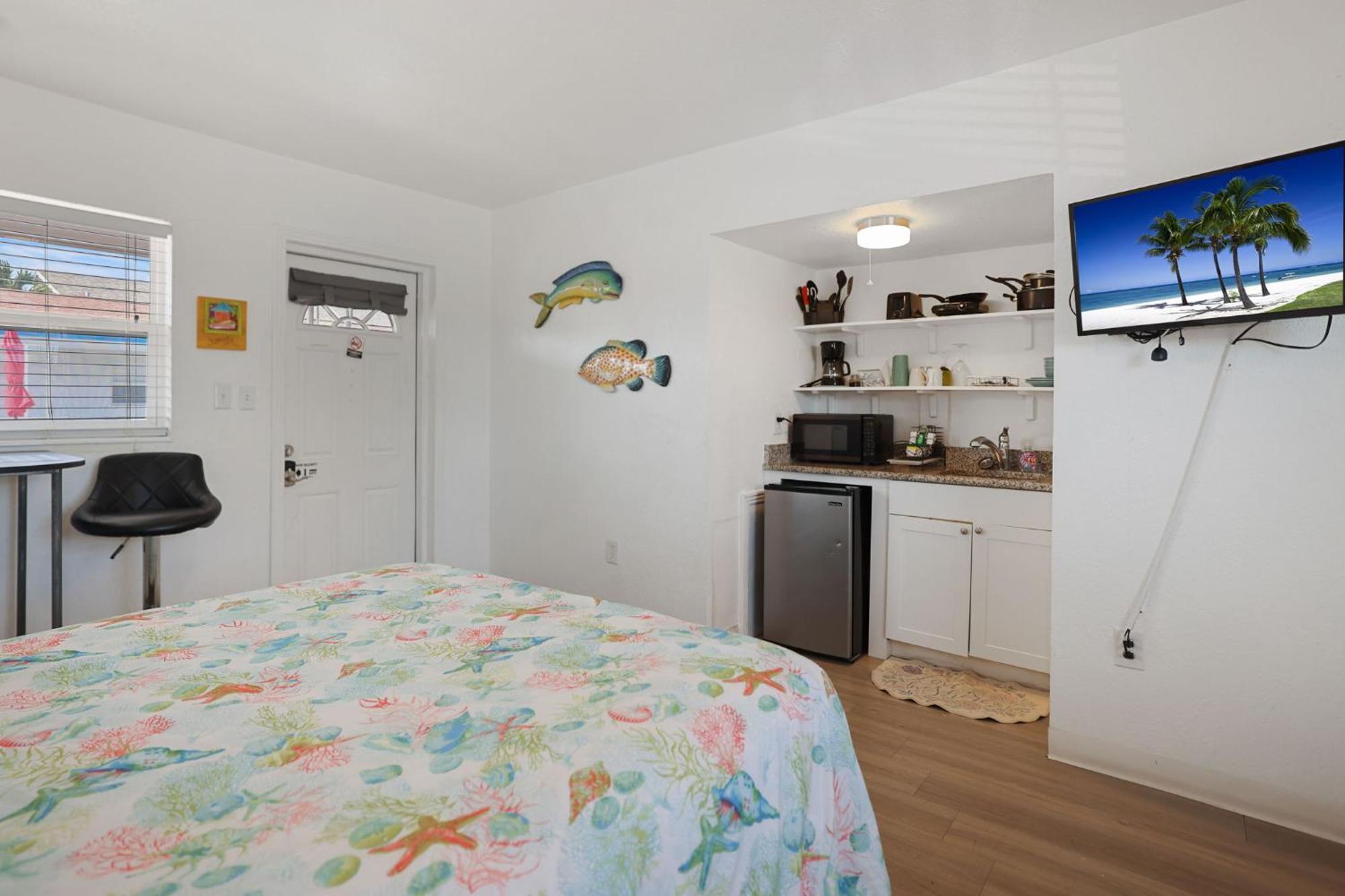 Sun Island Motel Сант Пит Бич Экстерьер фото